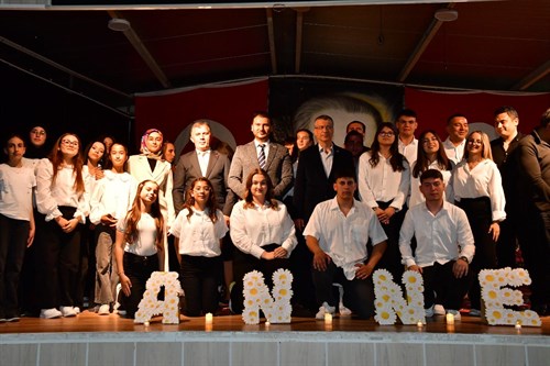 Kaymakamımız Tamer ORHAN, Anneler Günü Etkinlikleri Kapsamında Düzenlenen “Anneler Günü Şiir Dinletisi” Programına Katıldı.